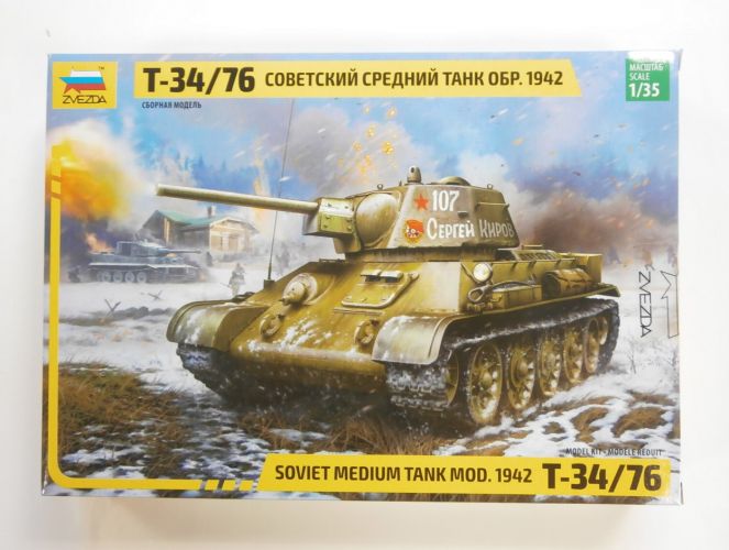 ZVEZDA 1/35 3686 SOVIET MEDIUM TANK MOD. 1942 T-34/76