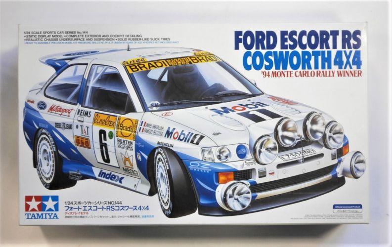 TAMIYA 1/24 24144 FORD ESCORT COSWORTH