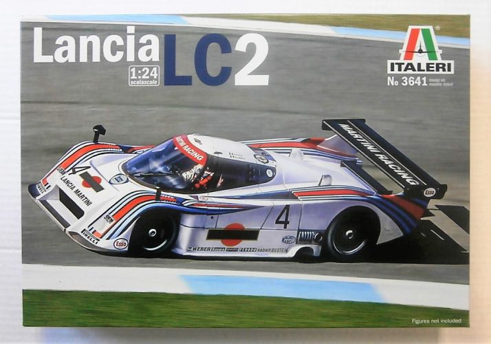 ITALERI 1/24 3641 LANCIA LC2 MARTINI RACING 