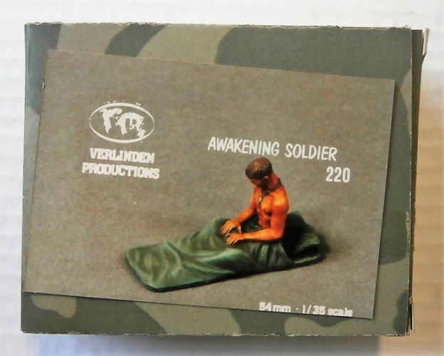 VERLINDEN PRODUCTIONS 1/35 220 AWAKENING SOLDIER