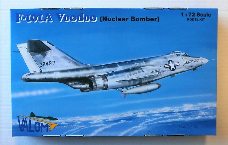 VALOM 1/72 72124 F-101A VODOO  NUCLEAR BOMBER  