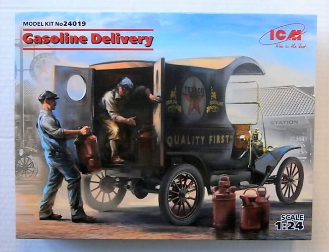 ICM 1/24 24019 GASOLINE DELIVERY