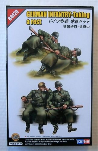 HOBBYBOSS 1/35 84420 GERMAN INFANTRY TAKING A REST