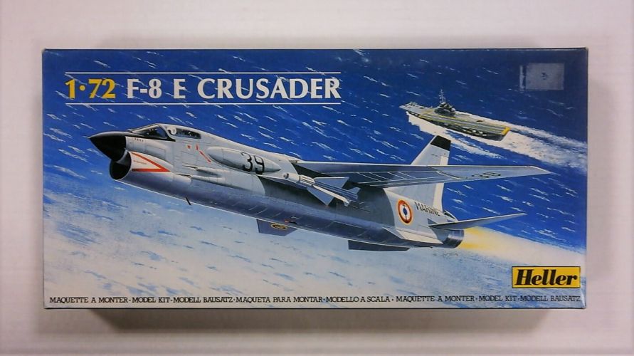 HELLER 1/72 80326 F-8 E CRUSADER