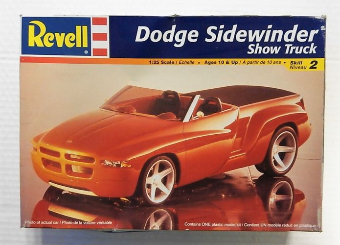 REVELL 1/25 7662 DODGE SIDEWINDER SHOW TRUCK