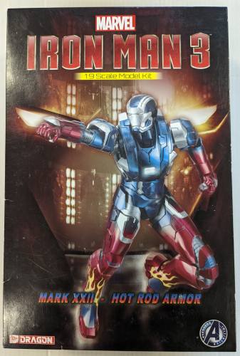 DRAGON 1/9 38332 IRON MAN 3 MARK XXII HOT ROD ARMOUR 