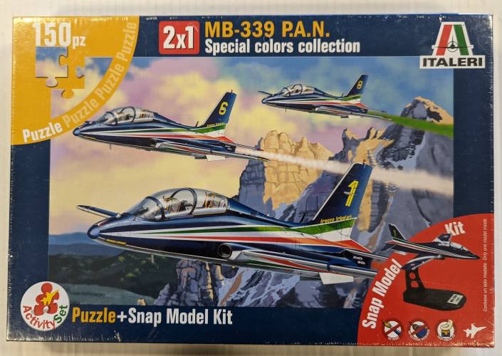ITALERI 1/100 855 MB-339 P.A.N. SPECIAL COLOURS COLLECTION