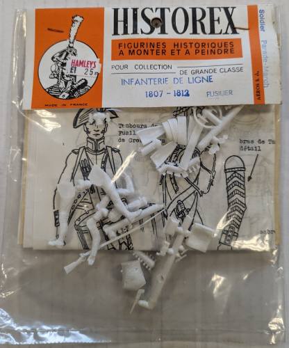 HISTOREX  INFANTERIE DE LIGNE 1807-1812 SOLDIER PARADE-MARCH HI15