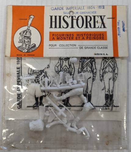 HISTOREX  GARDE IMPERIALE 1804-1812 GRENADIER OFFICER HI26