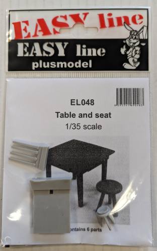 PLUS MODEL 1/35 EL048 TABLE AND SEAT 
