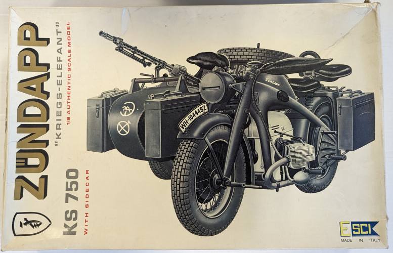 ESCI 1/9 7003 ZUNDAPP KS 750 WITH SIDECAR