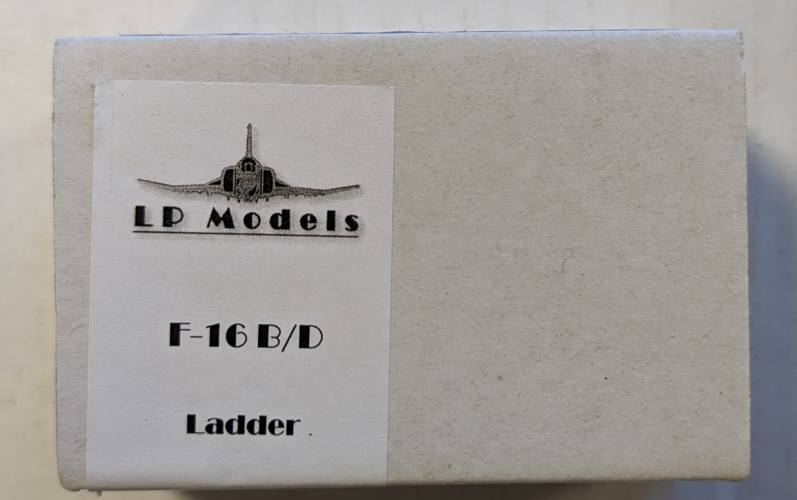 LP MODELS  1/48 48020 F-16 B/D LADDER