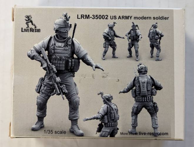 LIVE RESIN 1/35 35002 US ARMY MODERN SOLDIER 
