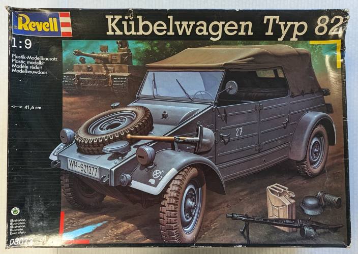 REVELL 1/9 03073 KUBELWAGEN TYP 82
