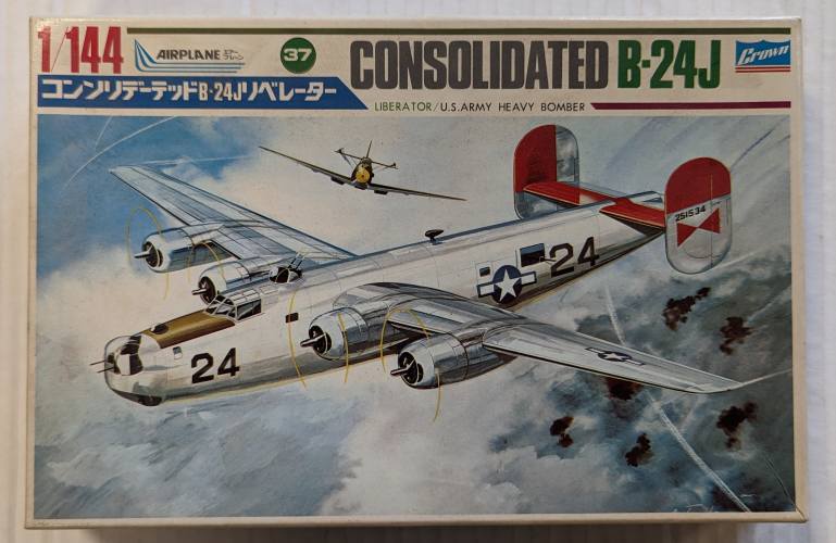 CROWN 1/144 432 CONSOLIDATED B-24J