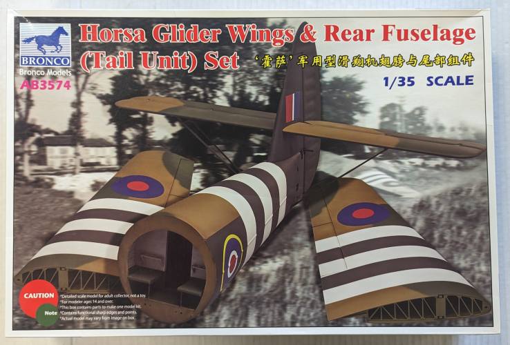 BRONCO 1/35 3574 HORSA GLIDER WINGS   REAR FUSELAGE SET