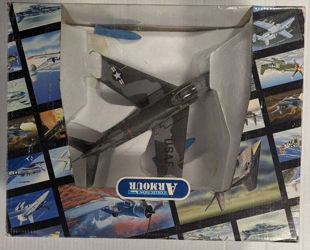 FRANKLIN MINT  98254 F86 SABRE