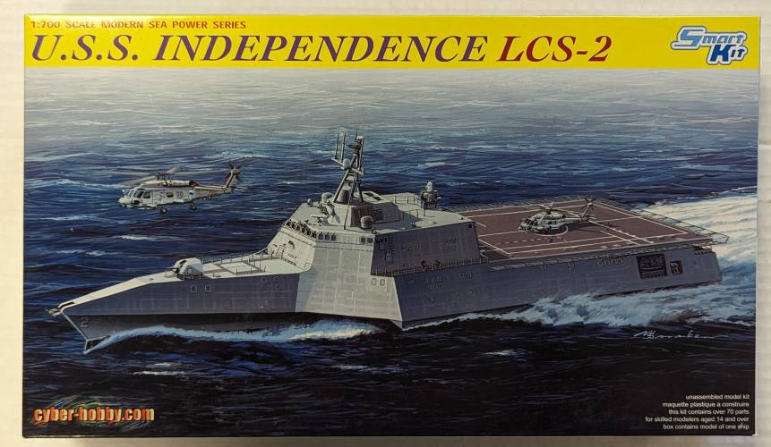 CYBER-HOBBYCOM 1/700 7092 U.S.S INDEPENDENCE LCS-2