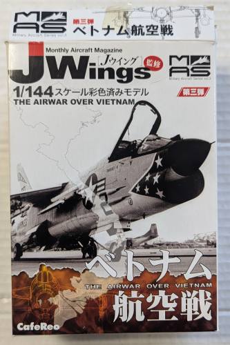 JWINGS 1/144 MILITARY AIRCRAFT SERIES VOL.3 THE AIRWAR OVER VIETNAM THUNDERCHIEF