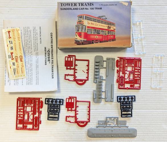 KINGKIT MODEL SCRAPYARD 1/76 TOWER TRAMS SUNDERLAND CAR NO.100 TRAM  INCOMPLETE 