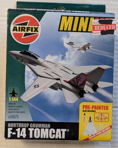 AIRFIX 1/144 50075-04 NORTHROP GRUMMAN F-14 TOMCAT VF-2 BOUNTY HUNTERS
