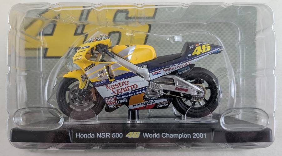 UNKNOWN MAKE 1/18 HONDA NSR 500 WORLD CHAMPION 2001 - VALENTINO ROSSI