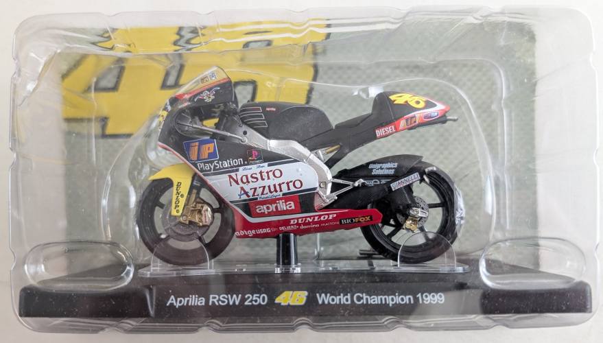 UNKNOWN MAKE 1/18 APRILIA RSW 250 WORLD CHAMPION 1999 - VALENTINO ROSSI