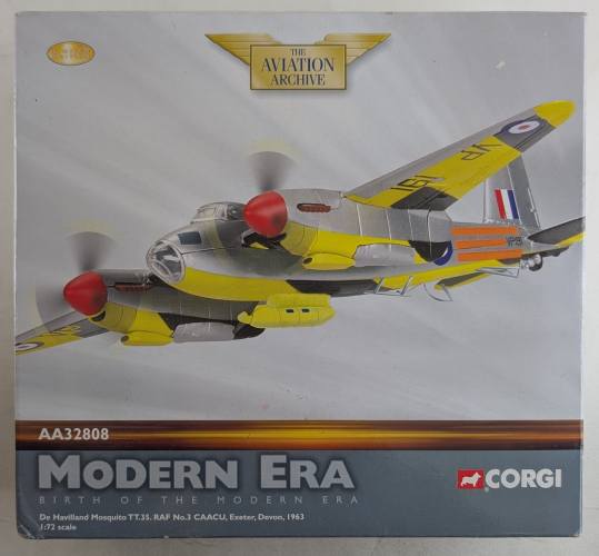 CORGI 1/72 32808 DE HAVILLAND MOSQUITO TT.35 RAF NO.3