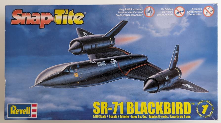 REVELL 1/110 851187 SR-71 BLACKBIRD