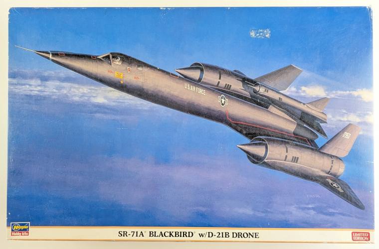 HASEGAWA 1/72 02041 SR-71A BLACKBIRD W/ D-21B DRONE
