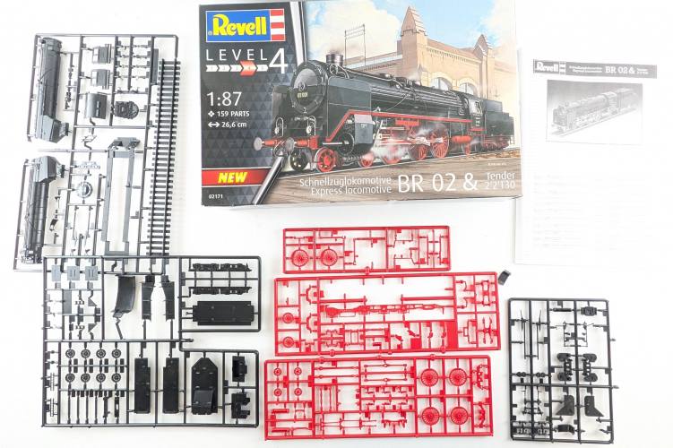 KINGKIT MODEL SCRAPYARD 1/87 REVELL 02171 EXPRESS LOCOMOTIVE BR02   TENDER 2 2 T30  INCOMPLETE 