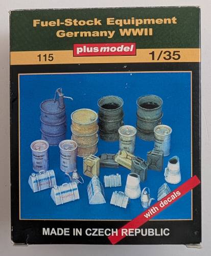 PLUS MODEL 1/35 115 FUEL STOCK EQUIPMENT GERMANY WWII