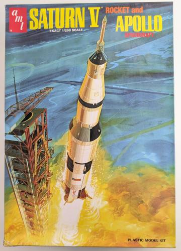 AMT 1/200 1174 SATURN V ROCKET AND APOLLO SPACECRAFT AMT 1/200 1174 SATURN V ROCKET AND APOLLO SPACECRAFT