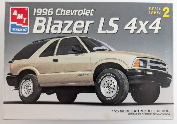 AMT 1/25 8979 1996 CHEVROLET BLAZER LS 4X4