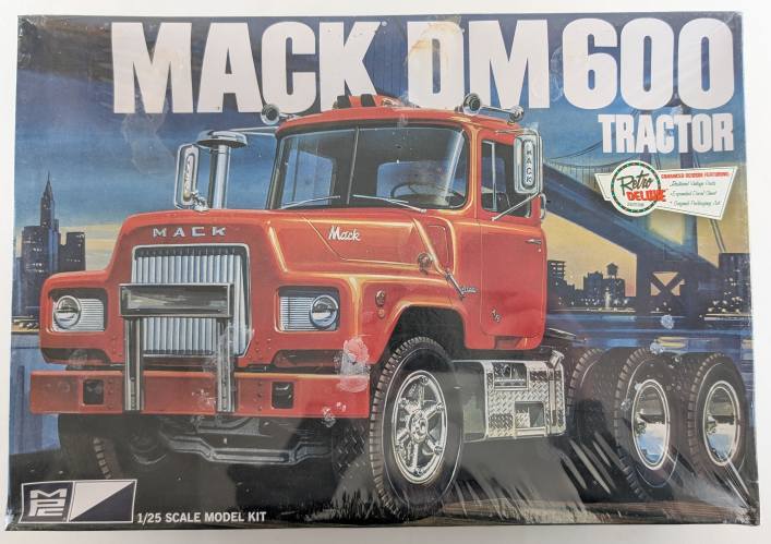 MPC 1/25 859 MACK DM 600