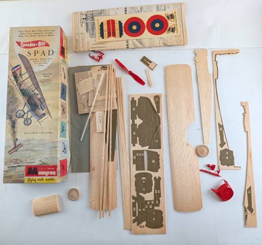 KINGKIT MODEL SCRAPYARD 1/24 MONOGRAM G8-100 SPAD PURSUIT  INCOMPLETE 