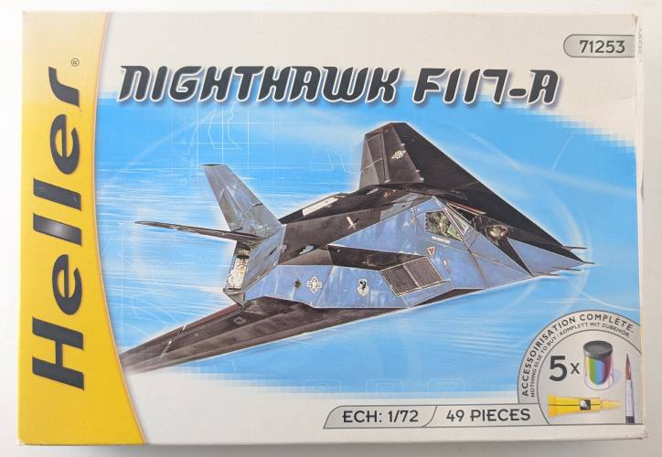 HELLER  71253 NIGHTHAWK F-117-A