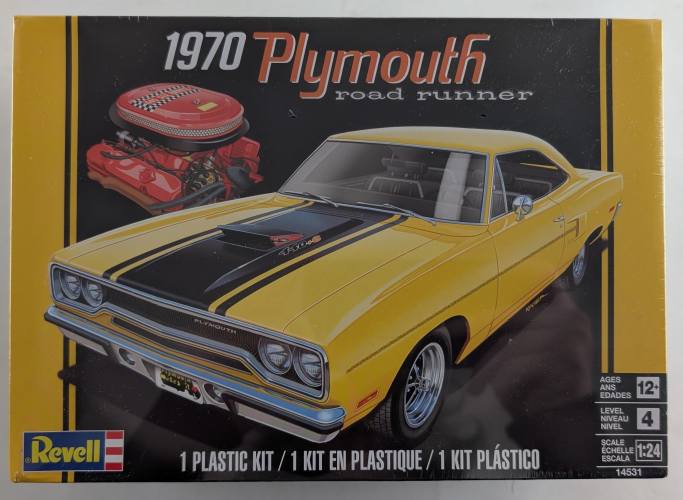 REVELL 1/24 14531 1970 PLYMOUTH ROAD RUNNER