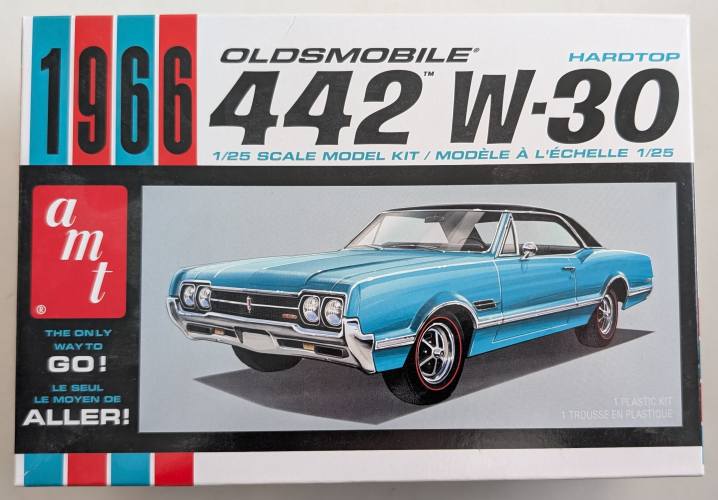 AMT 1/25 1432 1966 OLDSMOBILE 442 W-30