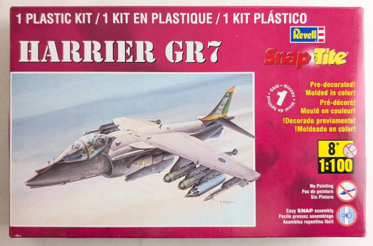 REVELL 1/100 1372 HARRIER GR7