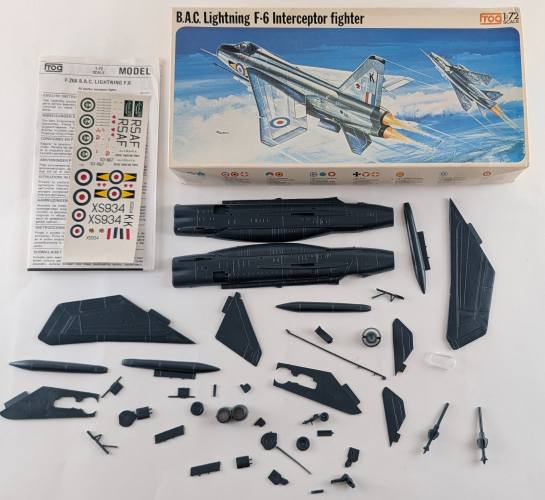 KINGKIT MODEL SCRAPYARD 1/72 FROG F266 BAC LIGHTNING F-6  NO CANOPY 