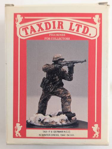 TAXDIR  54mm F9 GERMAN NCO IN WINTER DRESS