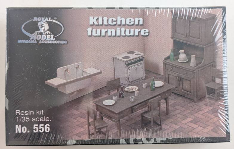 ROYAL MODEL 1/35 556 KITCHEN FURNITURE