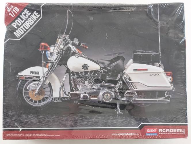 ACADEMY 1/10 15500 POLICE MOTORBIKE