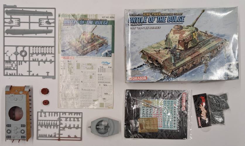 KINGKIT MODEL SCRAPYARD 1/35 DRAGON 6254 SD.KFZ.182 KING TIGER HENSCHEL TURRET BATTLE OF THE BULGE SPZABT 501  STARTED 