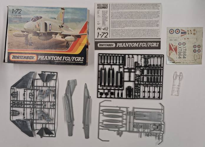 KINGKIT MODEL SCRAPYARD 1/72 MATCHBOX PK-412 PHANTOM FG1/FGR2  INCOMPLETE 