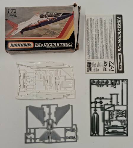 KINGKIT MODEL SCRAPYARD 1/72 MATCHBOX PK-128 BAE JAGUAR T.MK.2  INCOMPLETE  NO DECALS 