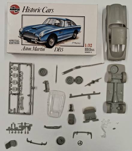 KINGKIT MODEL SCRAPYARD 1/32 AIRFIX 02406 HISTORIC CARS ASTON MARTIN DB5  STARTED 