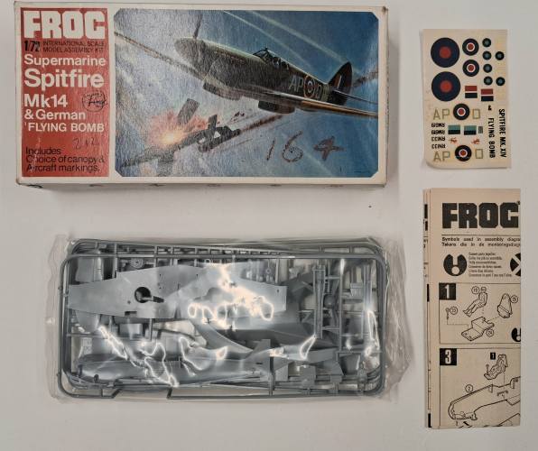 KINGKIT MODEL SCRAPYARD 1/72 FROG F194 SPITFIRE MK14   FLYING BOMB  CRACKED DECALS 