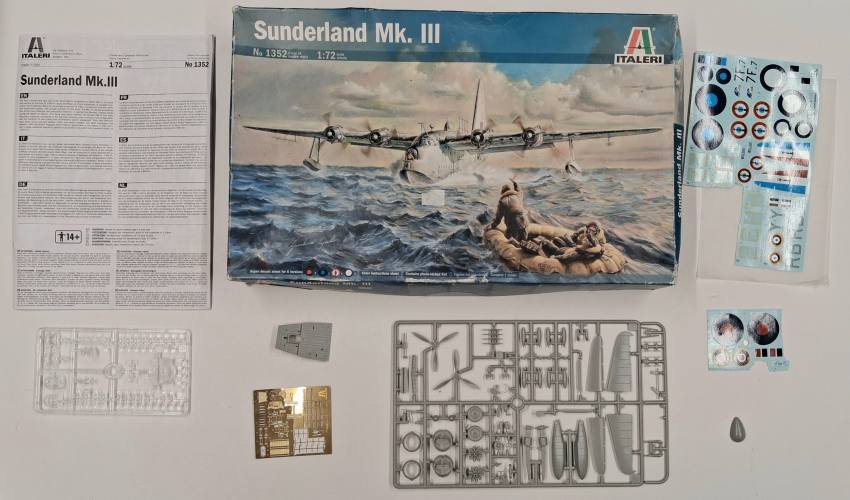 KINGKIT MODEL SCRAPYARD 1/72 ITALERI 1352 SUNDERLAND MK. III  STARTED   CUT DECALS 
